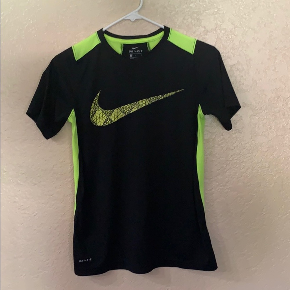 Nike t-shirt